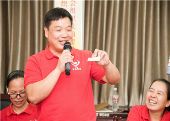 陳斌：公益是一種信仰，何樂不為？