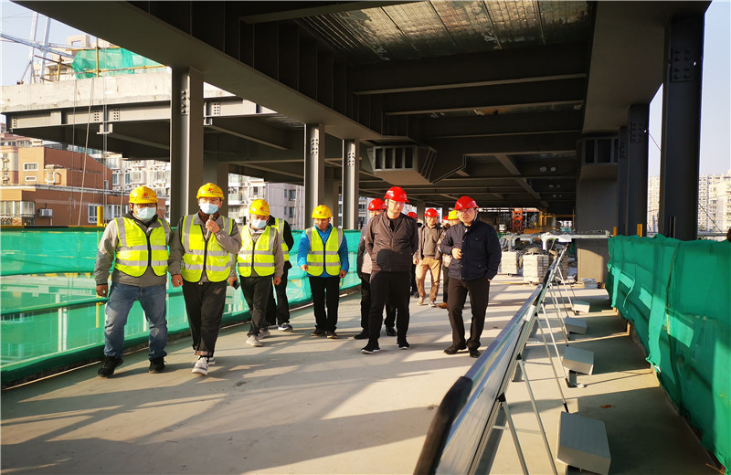 2021年12月14日，中天三建金地商置華東長(zhǎng)寧新華路商辦項(xiàng)目成功召開(kāi)金地商置華東區(qū)域現(xiàn)場(chǎng)觀摩會(huì)。